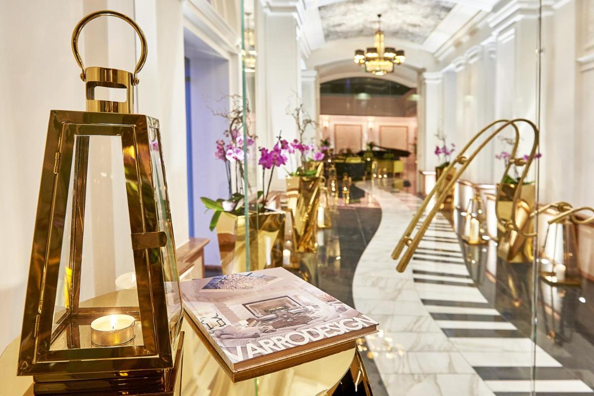 Aria Hotel Budapest by Library Hotel Collection