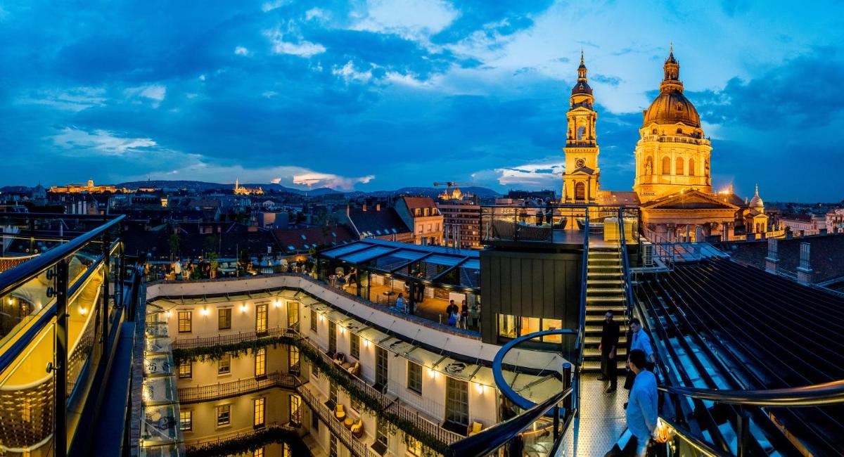 Aria Hotel Budapest by Library Hotel Collection