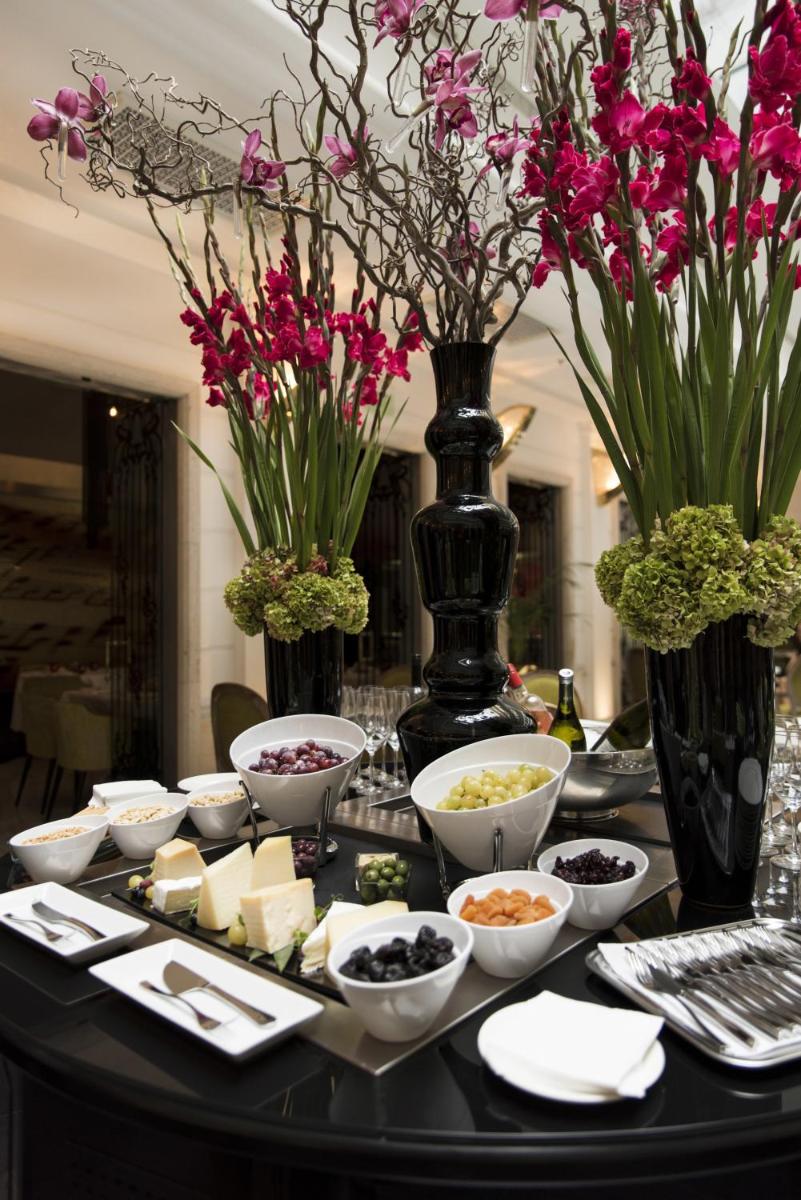Aria Hotel Budapest by Library Hotel Collection