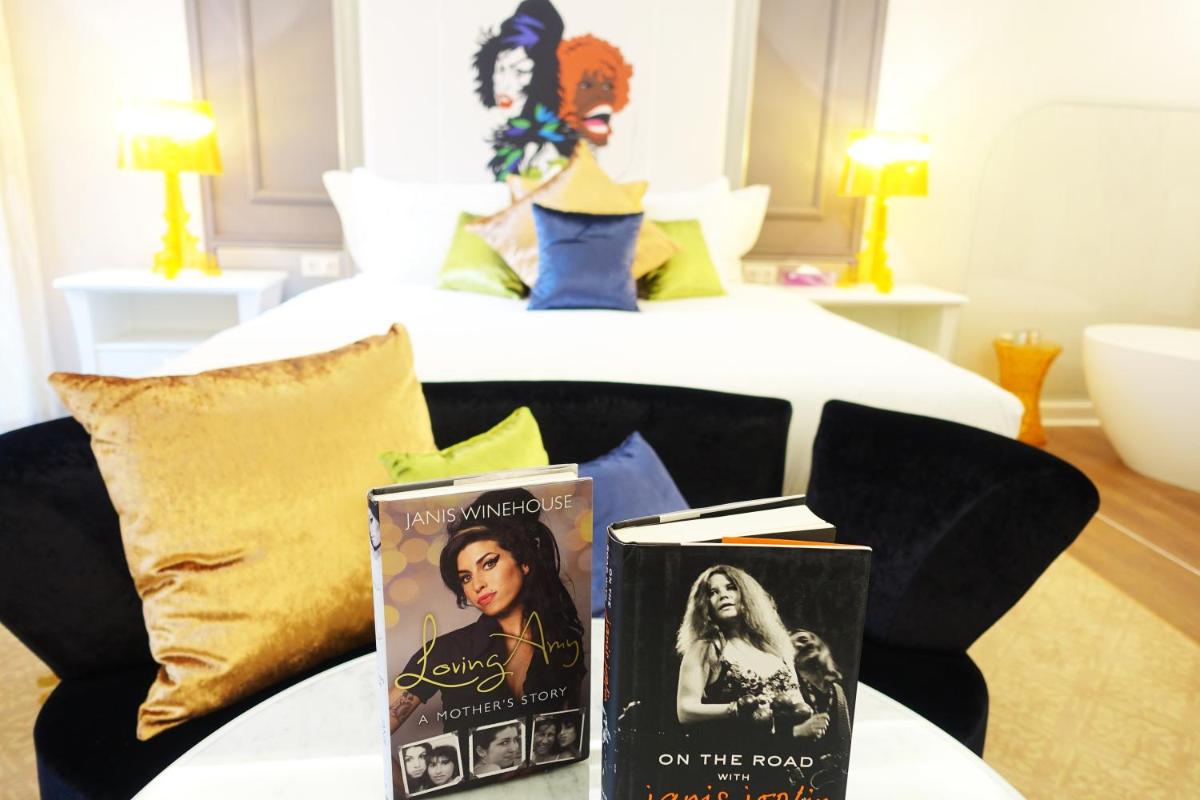 Aria Hotel Budapest by Library Hotel Collection