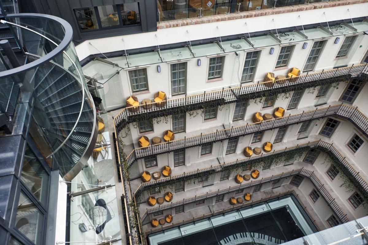 Aria Hotel Budapest by Library Hotel Collection