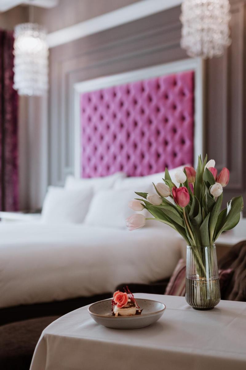 Aria Hotel Budapest by Library Hotel Collection
