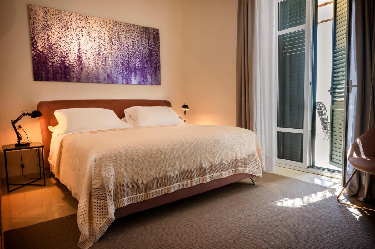 Aria Rooms and Terrace