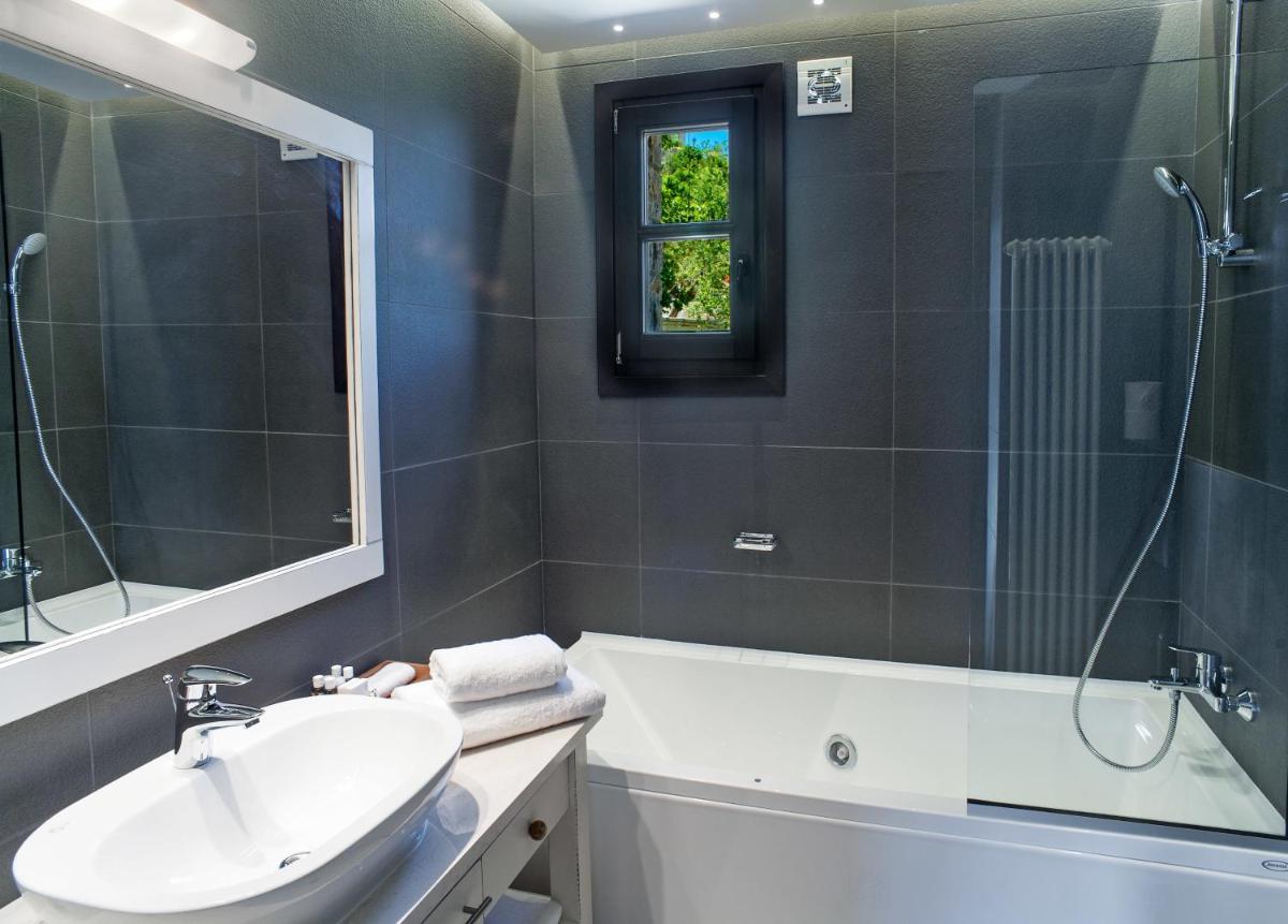 Aristi Mountain Resort