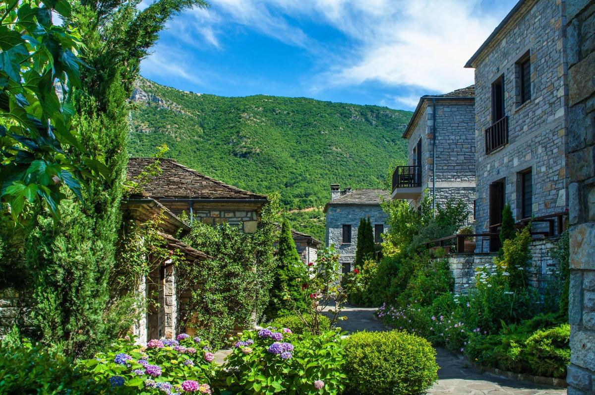 Aristi Mountain Resort