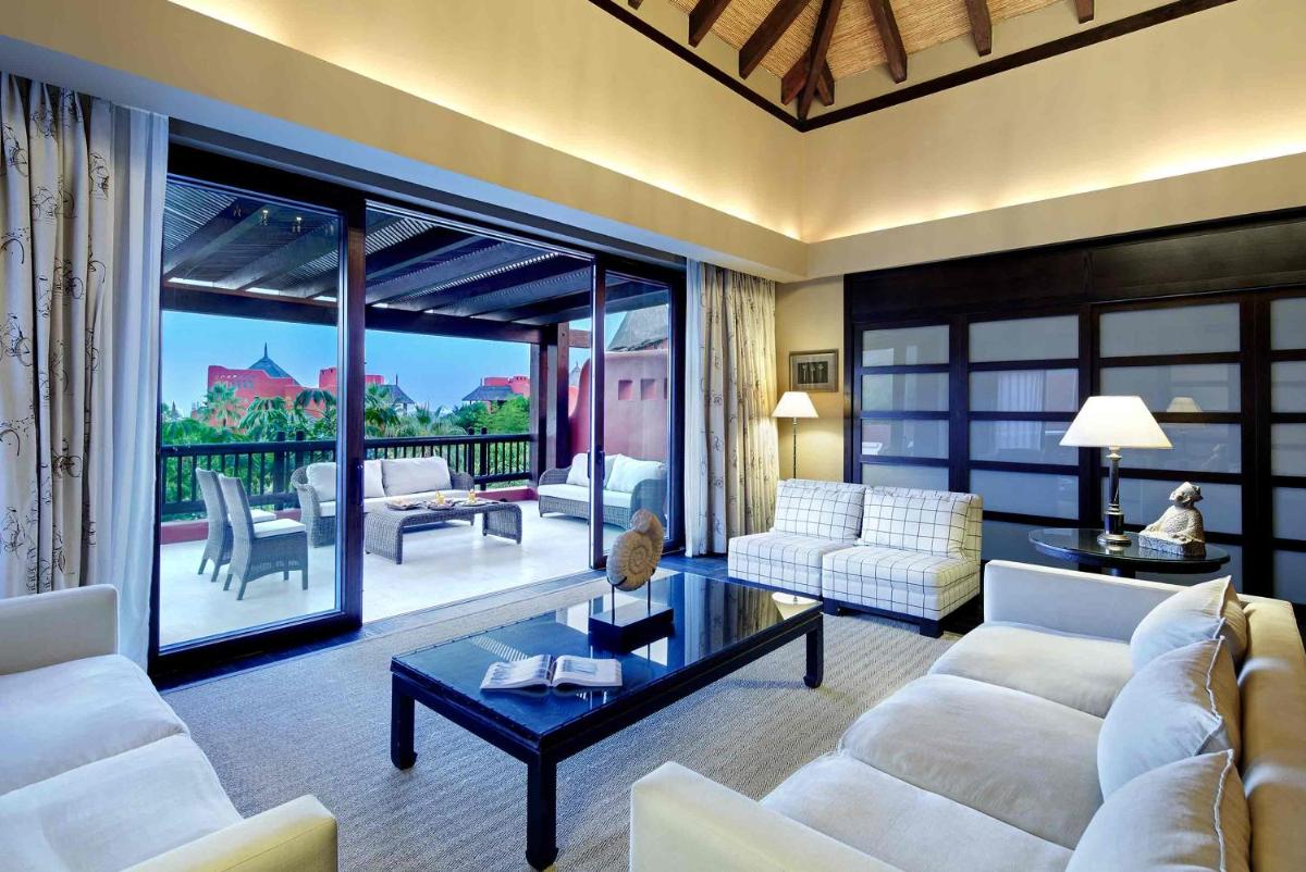 Asia Gardens Hotel & Thai Spa, a Royal Hideaway Hotel