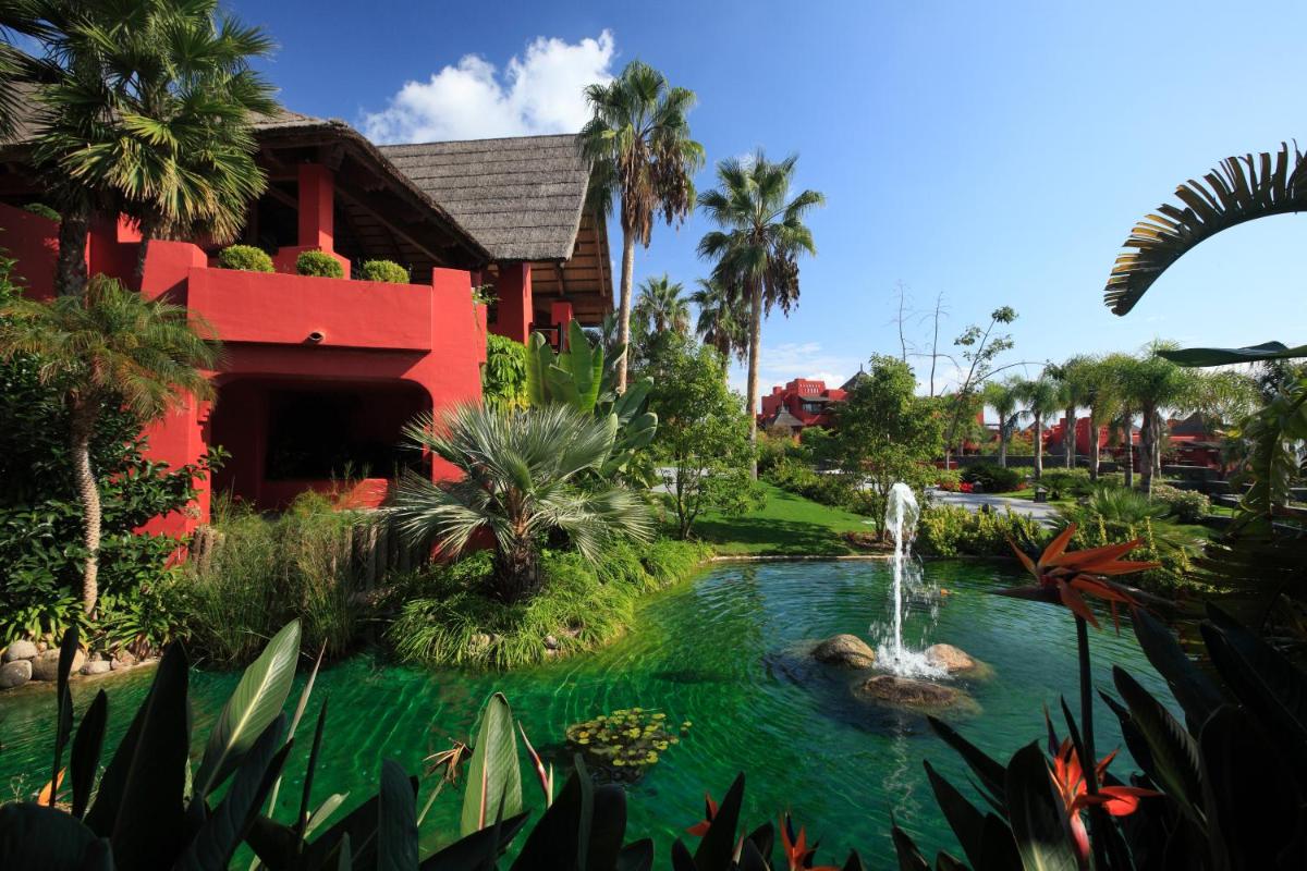 Asia Gardens Hotel & Thai Spa, a Royal Hideaway Hotel