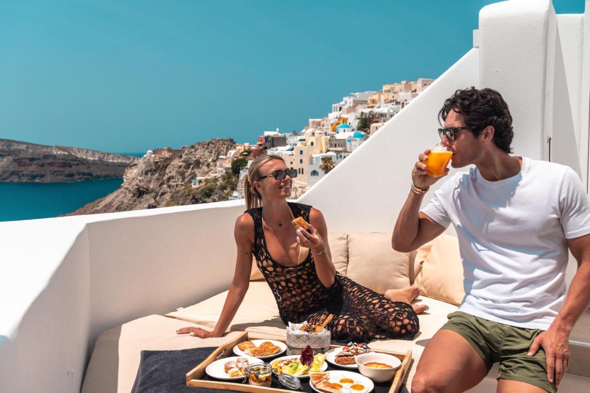 Aspaki by Art Maisons