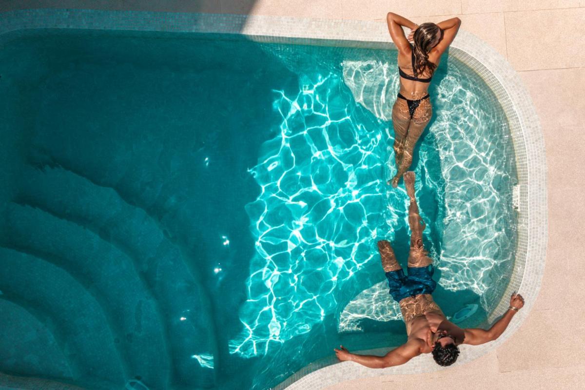 Aspaki by Art Maisons