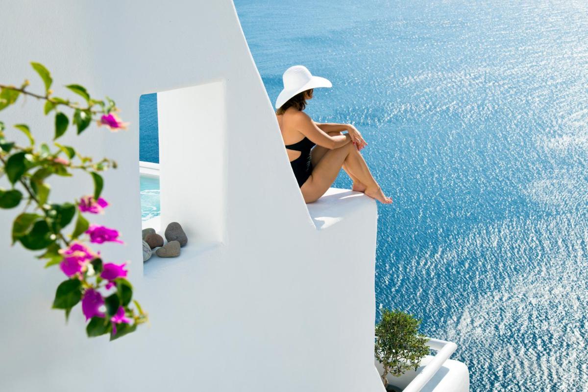 Aspaki by Art Maisons