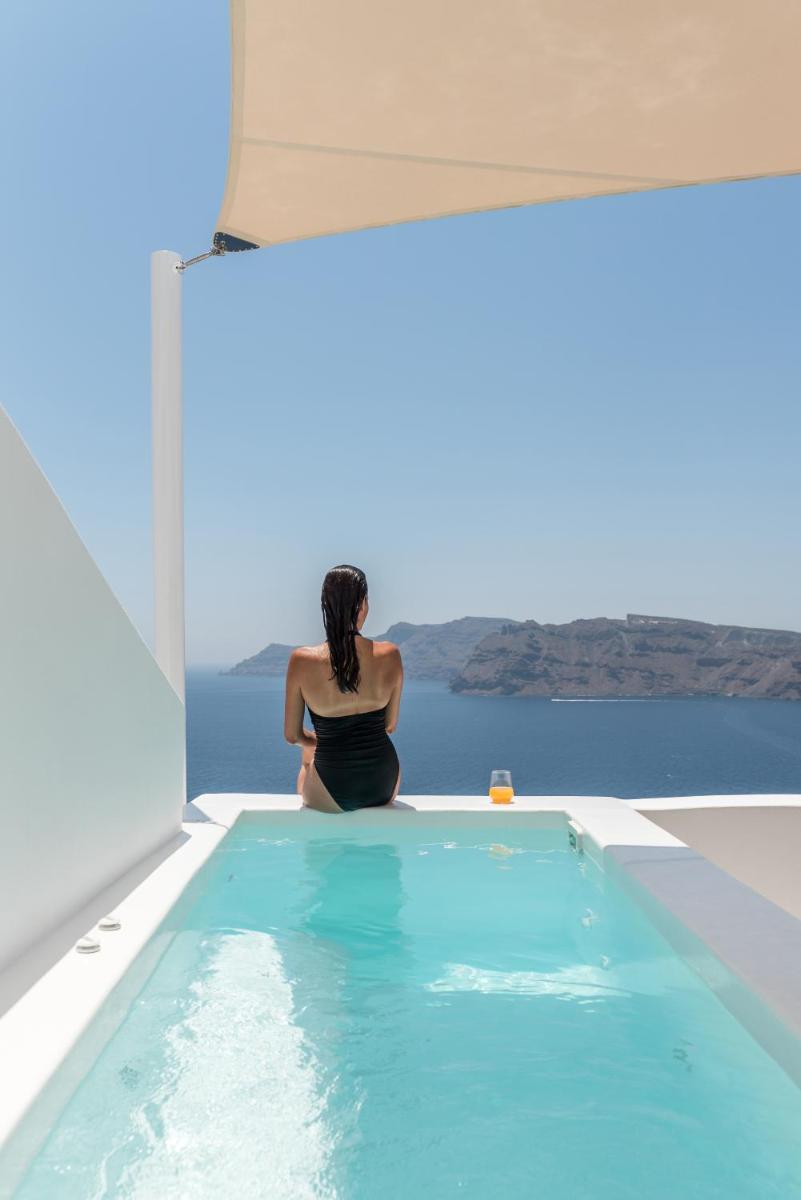 Aspaki by Art Maisons