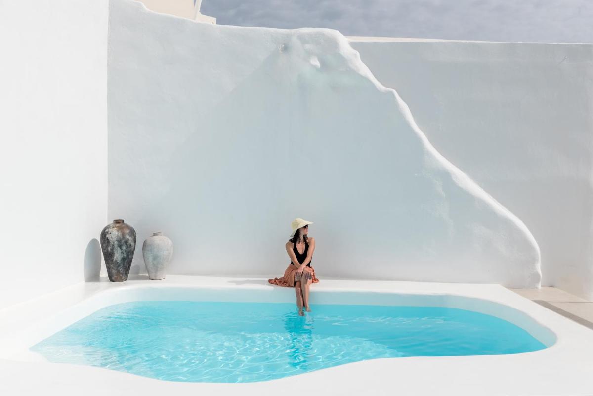 Aspaki by Art Maisons