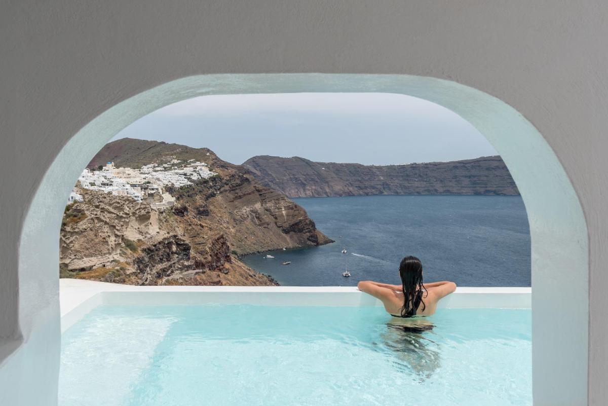 Aspaki by Art Maisons