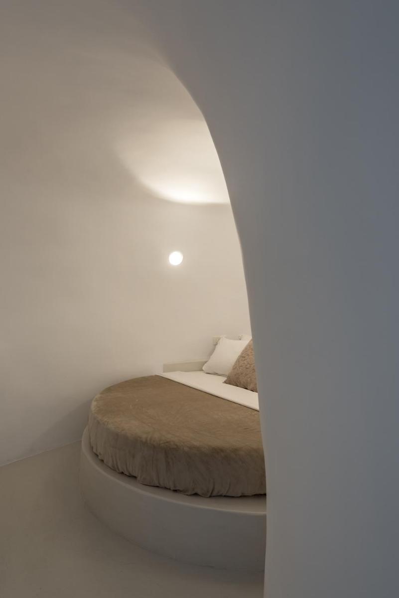 Aspaki by Art Maisons