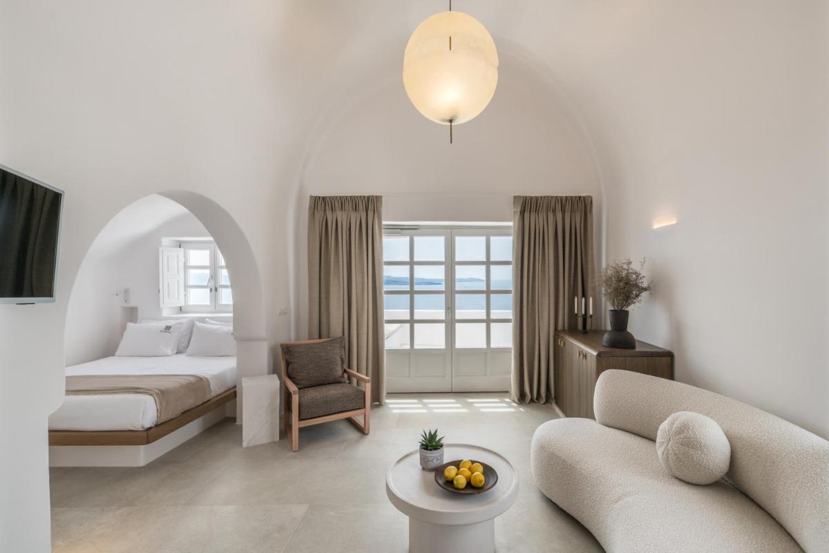 Aspaki by Art Maisons