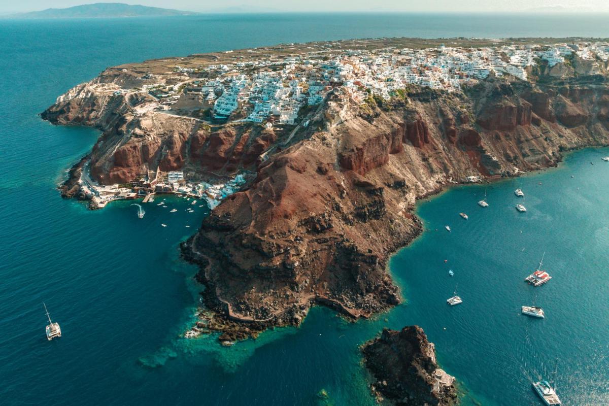 Aspaki by Art Maisons