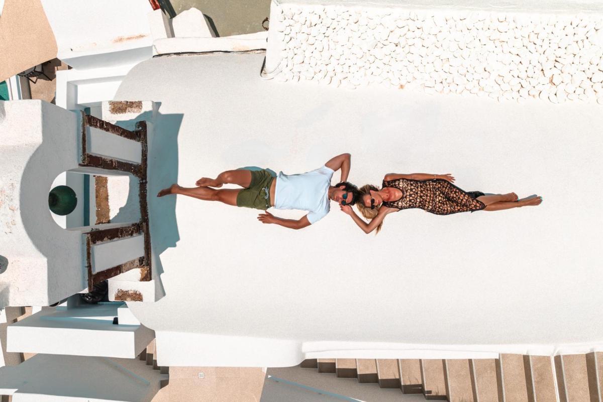 Aspaki by Art Maisons