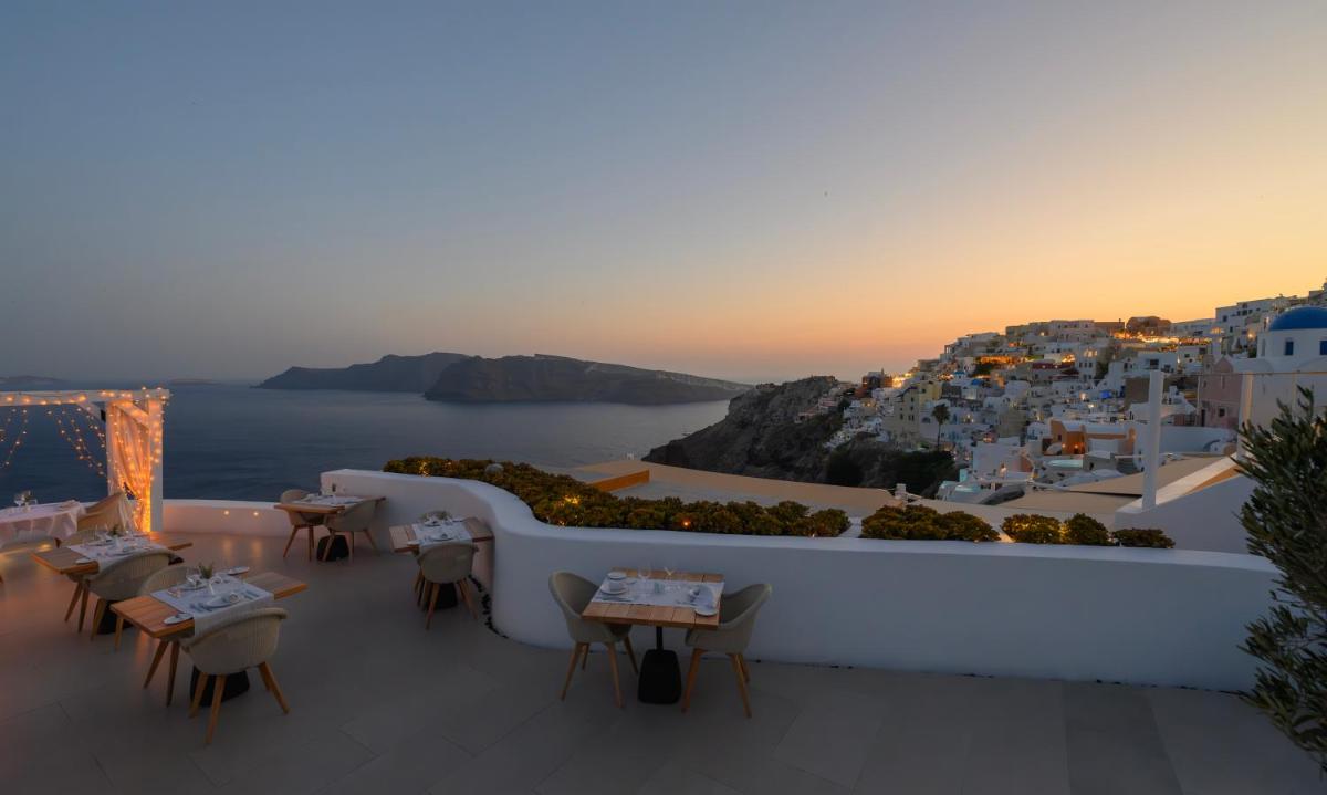 Aspaki by Art Maisons