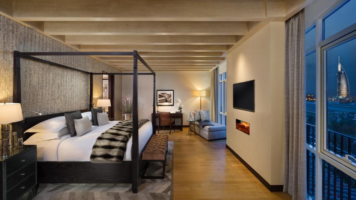 Aspen Chalets by Kempinski Hotel Mall of The Emirates