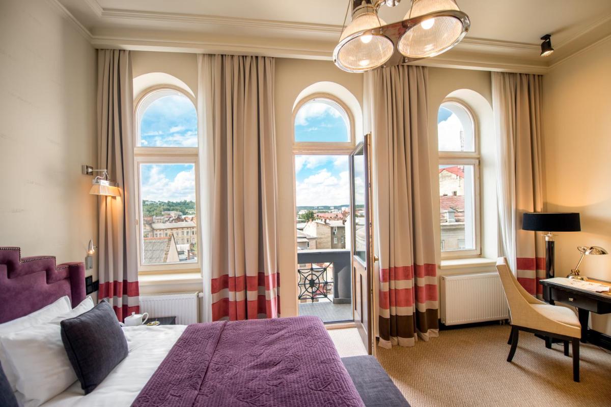Astoria Hotel