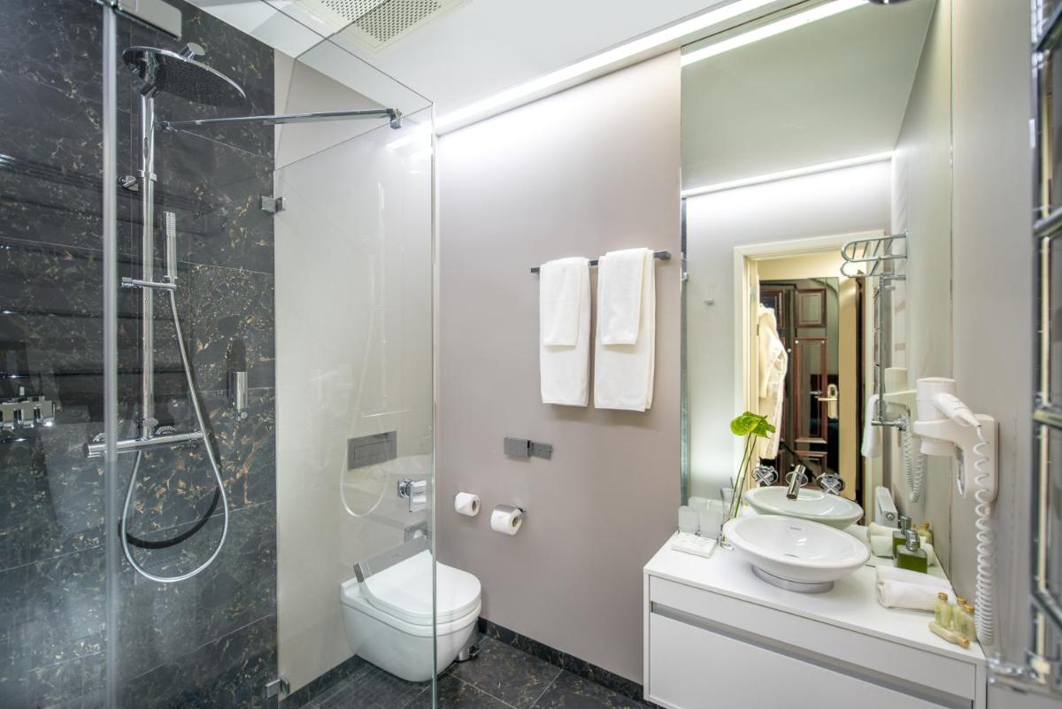 Astoria Hotel