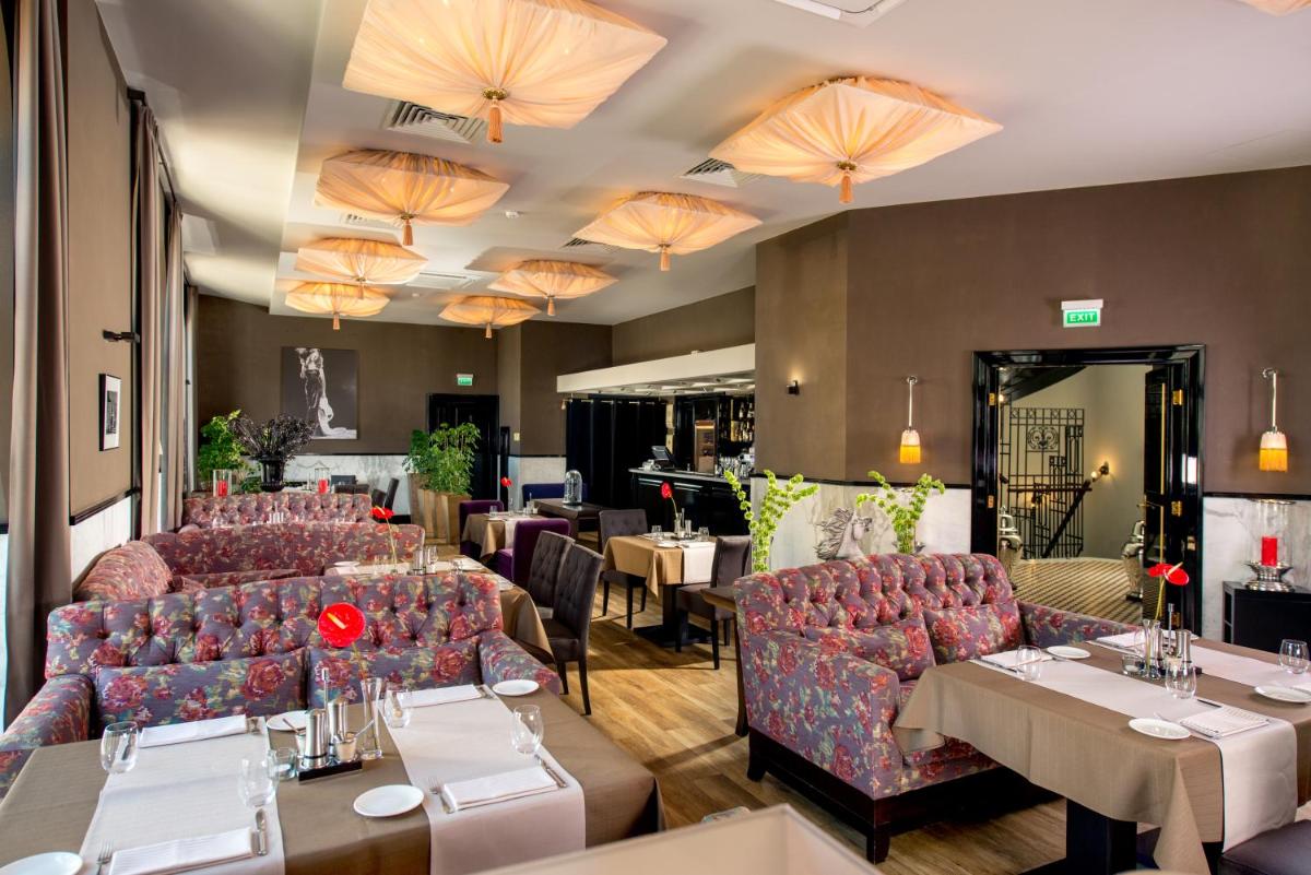Astoria Hotel