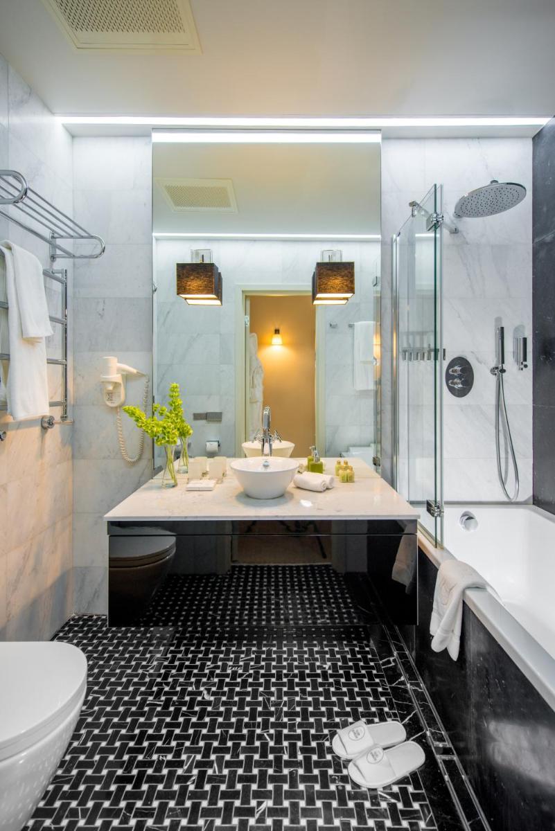 Astoria Hotel