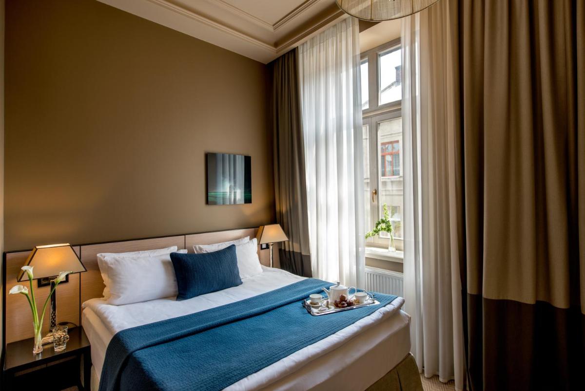 Astoria Hotel