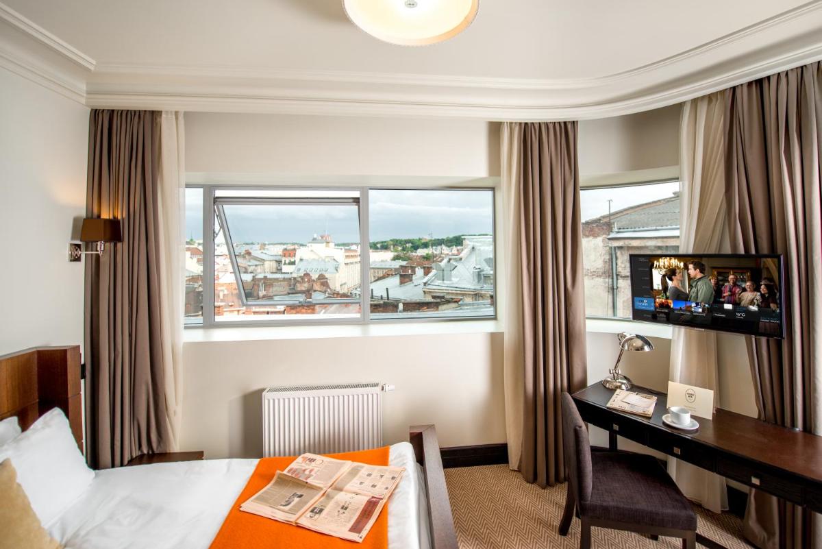 Astoria Hotel
