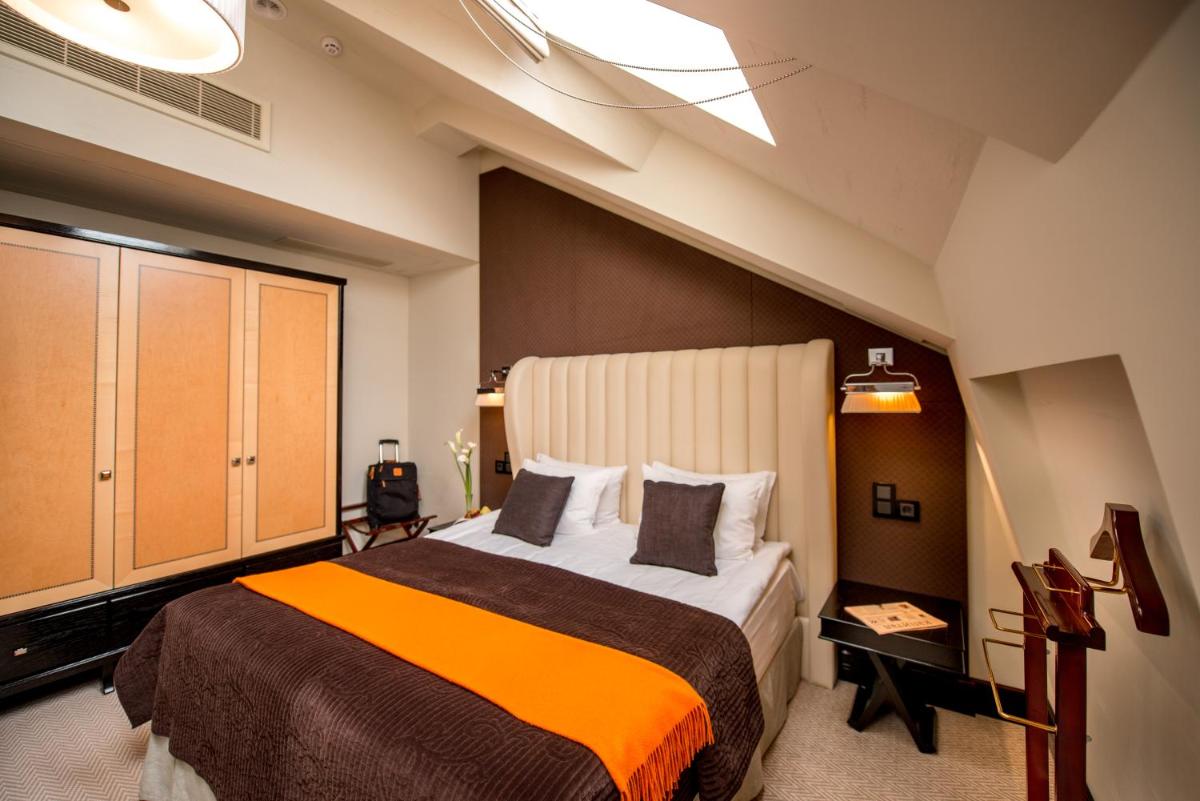 Astoria Hotel