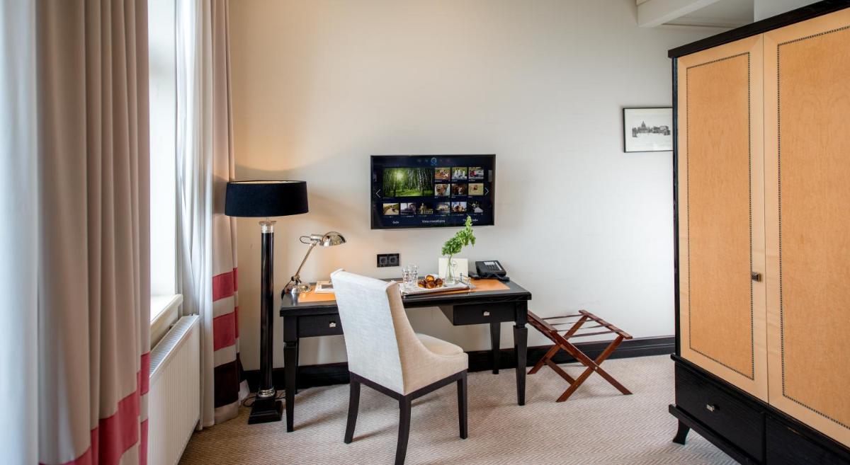 Astoria Hotel