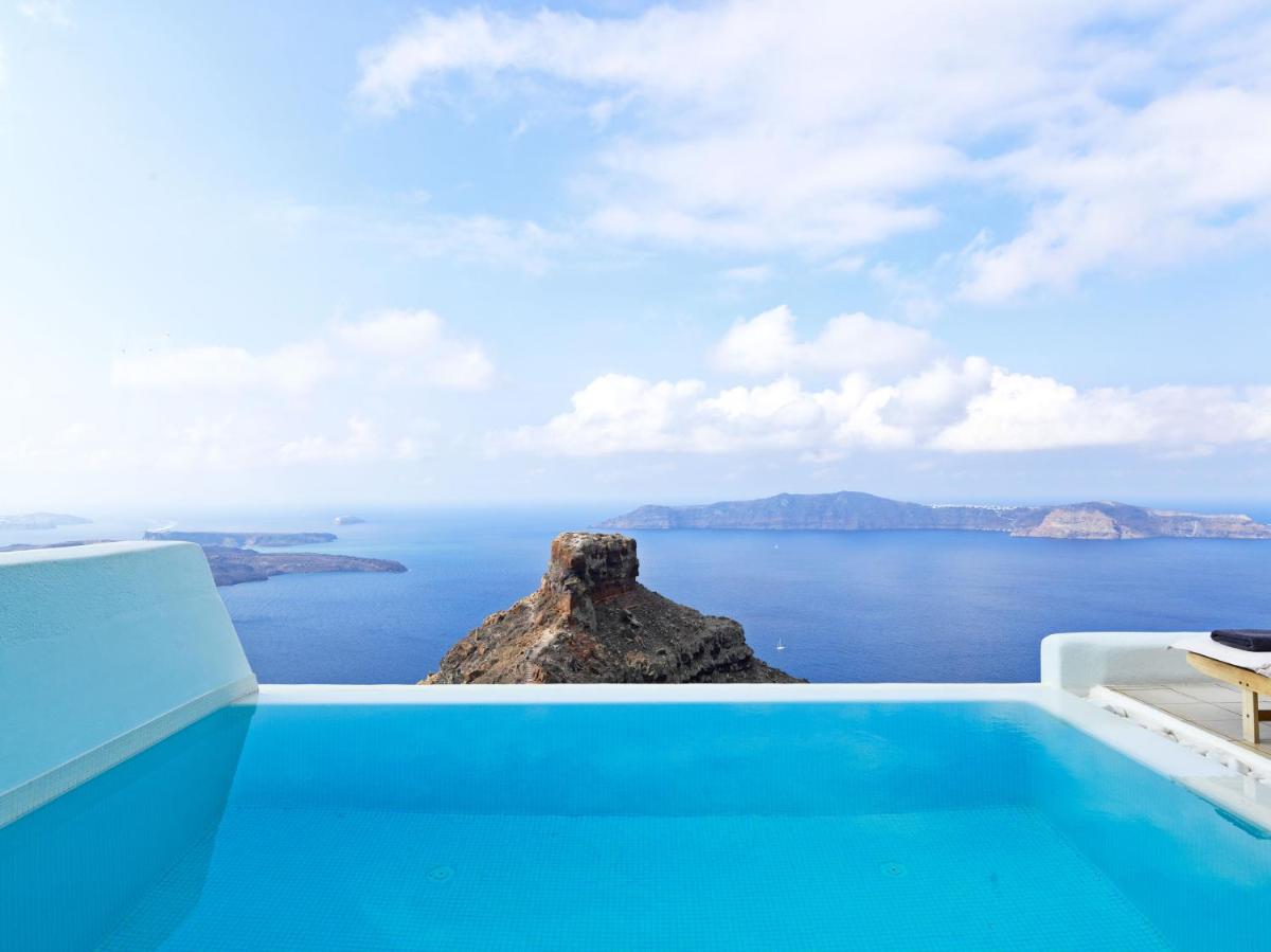 Astra Suites