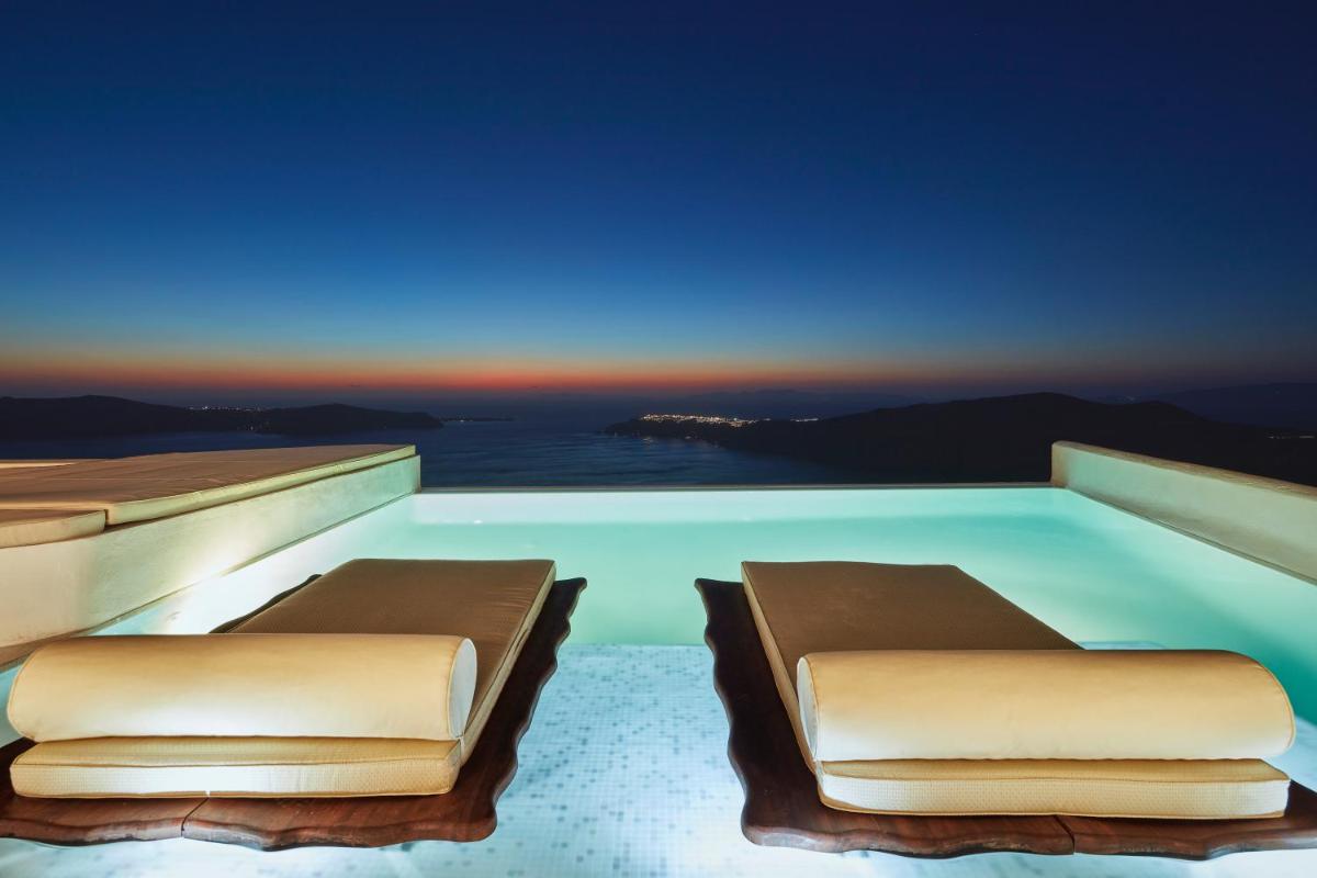 Astra Suites