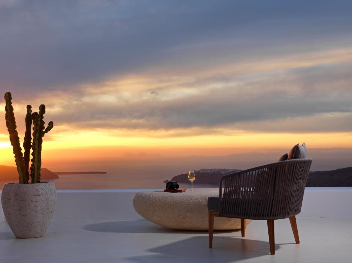 Astra Suites