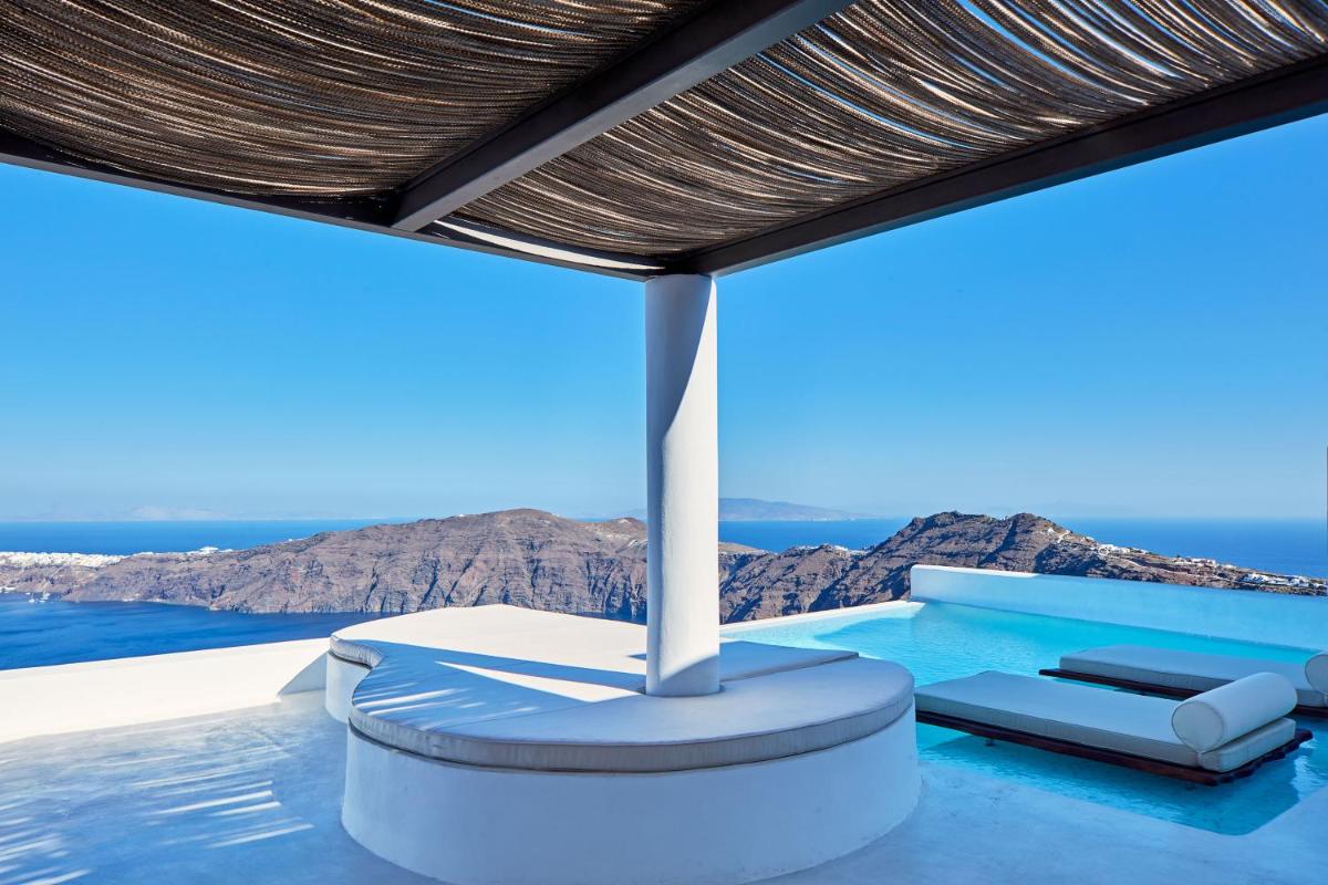 Astra Suites