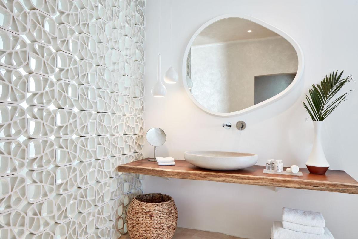 Astra Suites