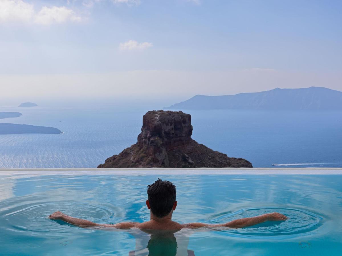 Astra Suites