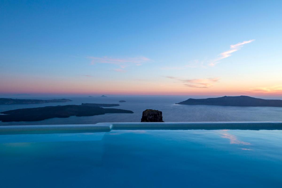 Astra Suites