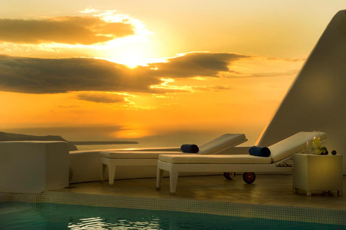Astra Suites