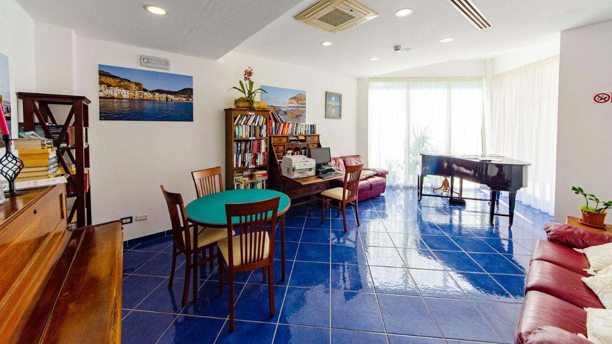 Astro Suite Hotel