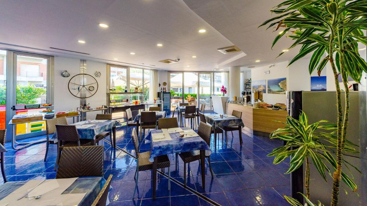 Astro Suite Hotel