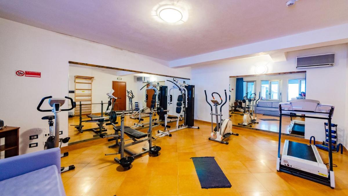 Astro Suite Hotel