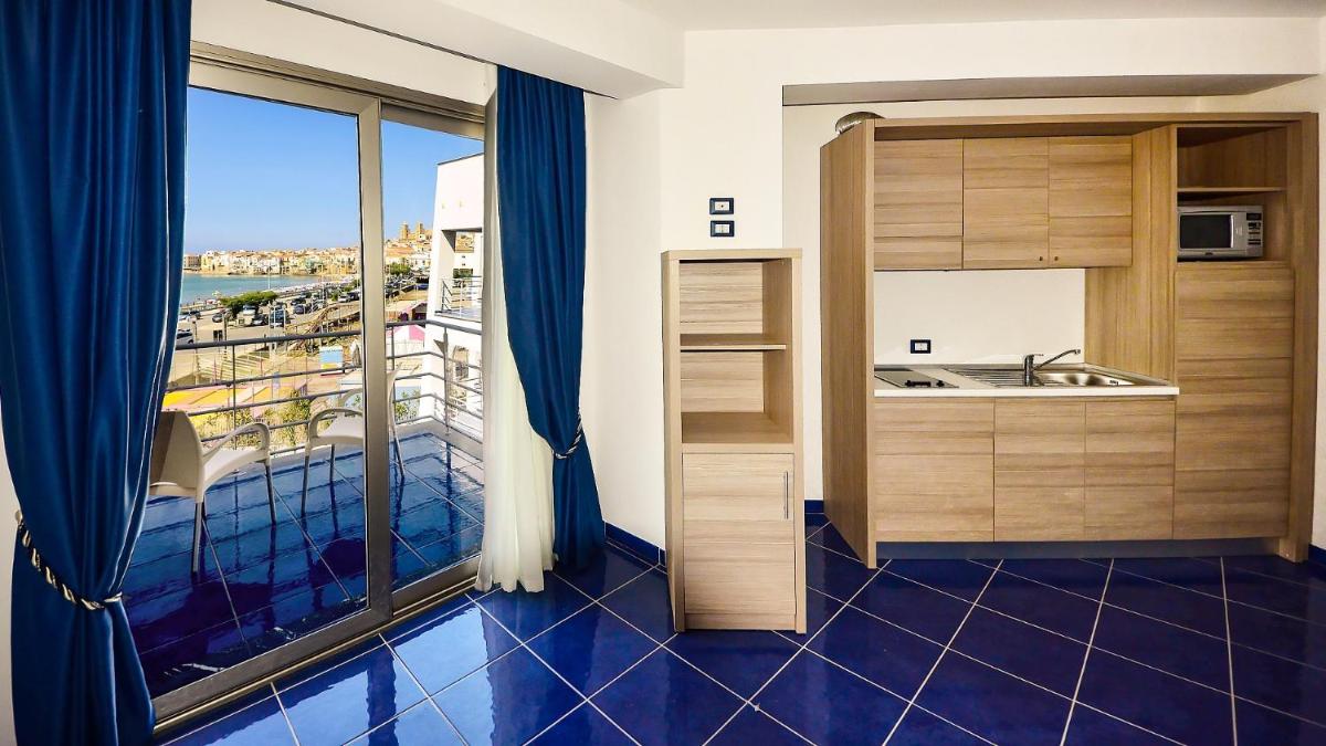 Astro Suite Hotel