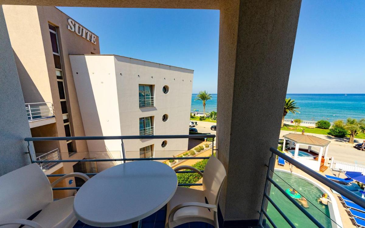 Astro Suite Hotel