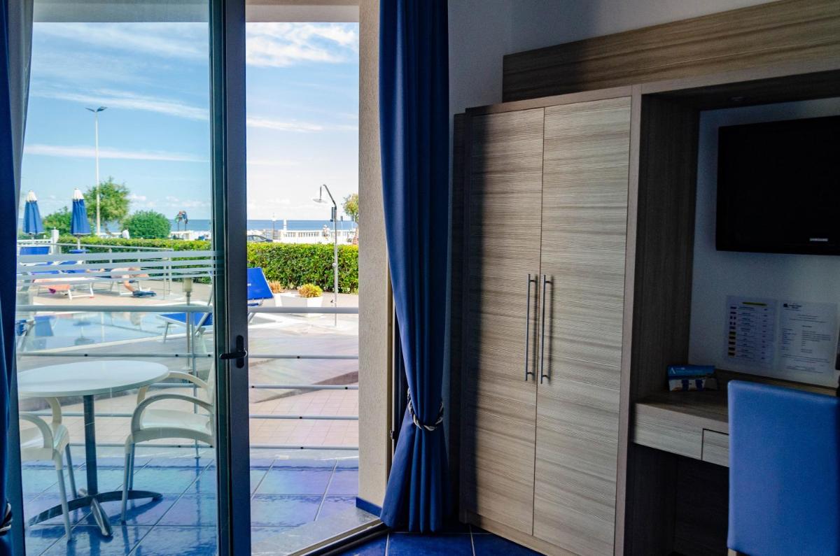 Astro Suite Hotel