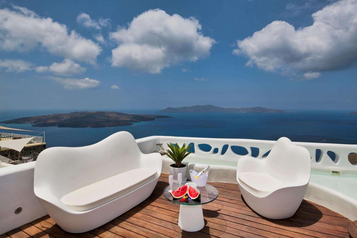Athina Luxury Suites