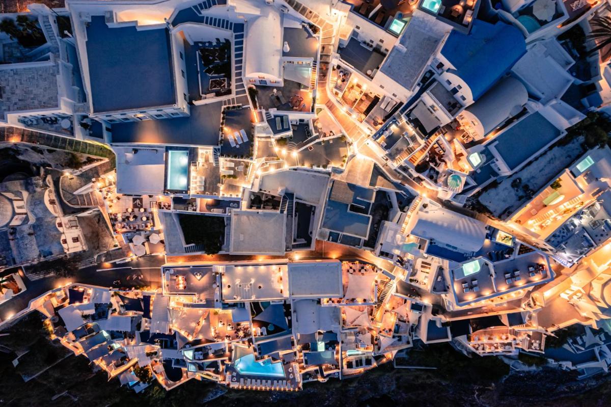 Athina Luxury Suites