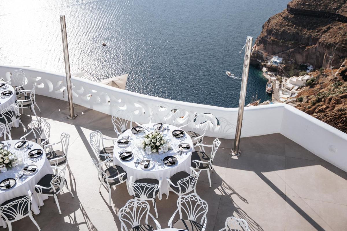 Athina Luxury Suites