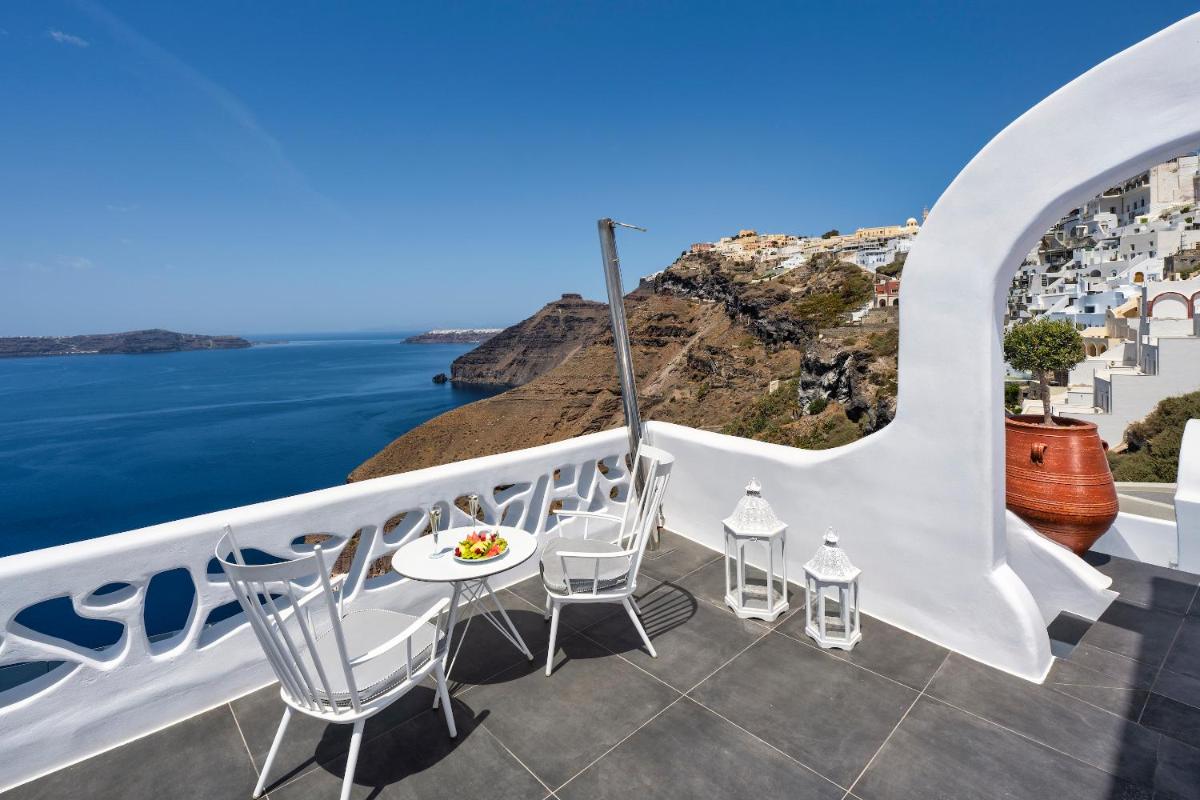 Athina Luxury Suites