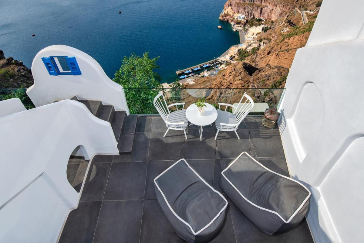 Athina Luxury Suites